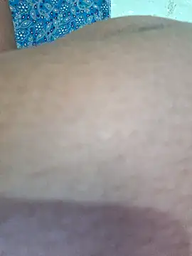 Snapshot of Priya_Bong chatting on June 18, 9:14 am Priya Bong online show from June 18, 9:14 am