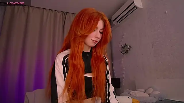 Snapshot of Evaa_Moonn_ chatting on January 20, 8:30 am Evaa Moonn online show from January 20, 8:30 am