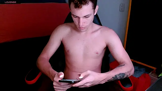 Snapshot of deividcloud36 chatting on January 9, 4:10 pm deividcloud36 online show from January 9, 4:10 pm