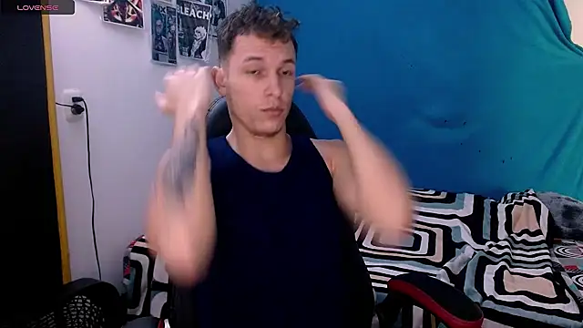 Snapshot of deividcloud36 chatting on February 14, 12:35 pm deividcloud36 online show from February 14, 12:35 pm