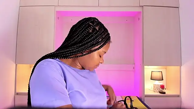 tamaraa smiith online show from February 13, 11:39 am