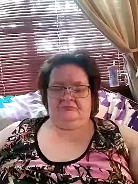 Bayou Woman68 online show from June 18, 7:18 pm