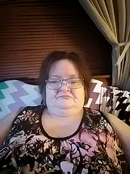 Bayou Woman68 online show from June 22, 2:35 am