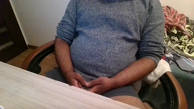 Indianluckyboytits online show from April 3, 10:30 pm
