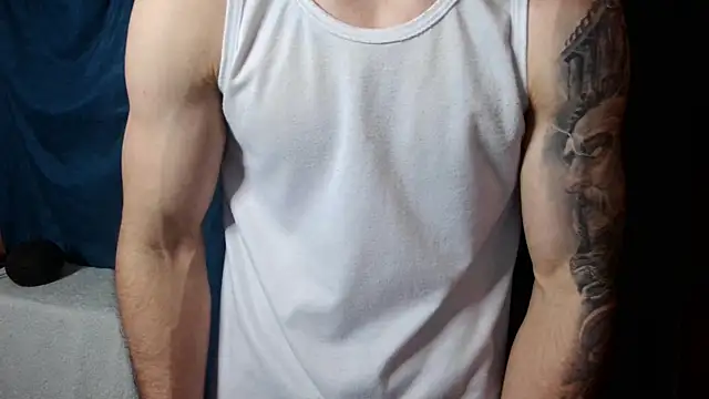 Snapshot of Kenner_fox77 chatting on December 24, 6:33 am Kenner fox77 online show from December 24, 6:33 am