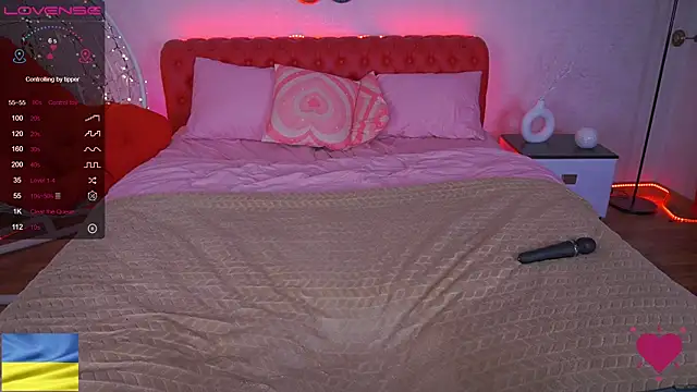 SusieWood online show from January 26, 6:28 am