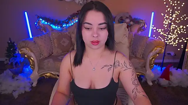 Snapshot of SusieWood chatting on January 18, 9:07 pm SusieWood online show from January 18, 9:07 pm