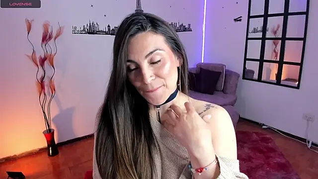 Elizabeth taylor b online show from February 11, 9:25 pm