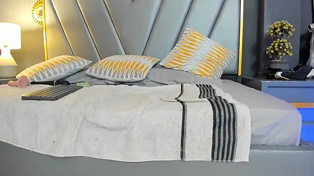 Snapshot of BrendaAdams_ chatting on July 6, 3:03 pm BrendaAdams online show from July 6, 3:03 pm