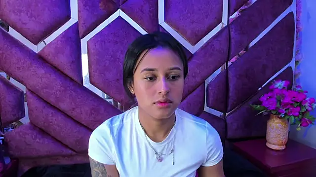 Snapshot of milly_print chatting on September 14, 3:16 am milly print online show from September 14, 3:16 am