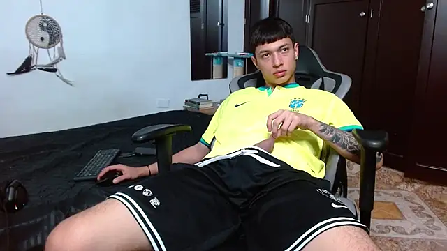 aaron blug online show from January 20, 11:21 pm