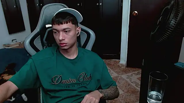 aaron blug online show from February 17, 3:40 pm