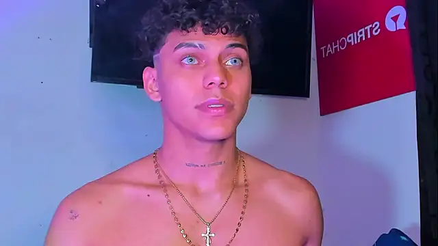 Snapshot of visaelX chatting on December 28, 11:59 pm visaelX online show from December 28, 11:59 pm