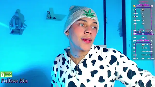 Snapshot of visaelX chatting on March 9, 8:07 am visaelX online show from March 9, 8:07 am