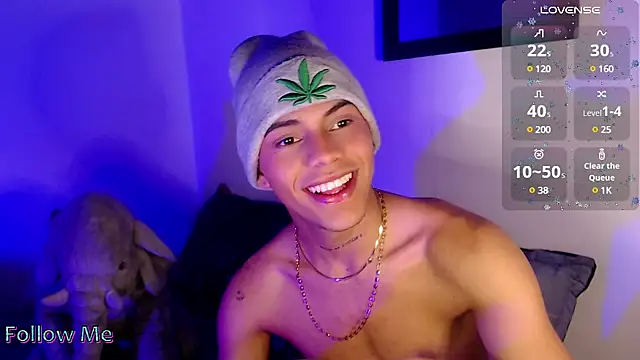 Snapshot of visaelX chatting on March 11, 9:45 am visaelX online show from March 11, 9:45 am