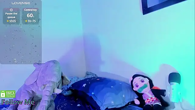 Snapshot of visaelX chatting on March 12, 9:55 am visaelX online show from March 12, 9:55 am