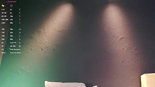 Snapshot of DilanJonnes_ chatting on February 24, 5:22 pm DilanJonnes online show from February 24, 5:22 pm