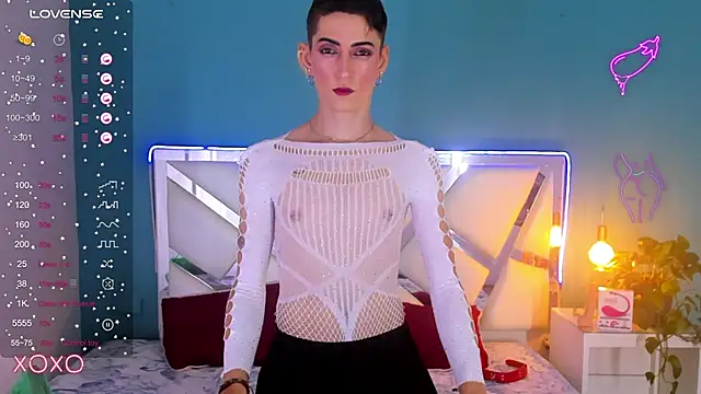 Snapshot of dominic_thailor chatting on January 18, 5:04 pm dominic thailor online show from January 18, 5:04 pm