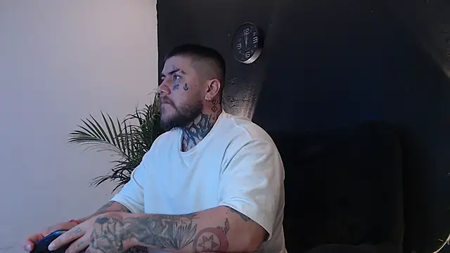 Ash gusbig online show from March 16, 1:49 am