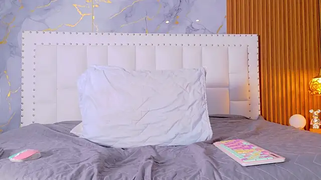 indianschoolgirl online show from October 22, 8:08 pm