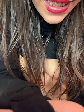 Snapshot of laptrona-lolo chatting on February 28, 4:54 am laptrona-lolo online show from February 28, 4:54 am