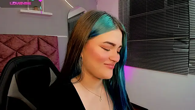 cattaleya    online show from January 29, 3:33 am