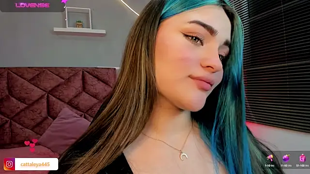 cattaleya    online show from January 29, 7:25 am