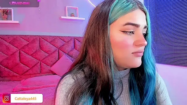 cattaleya    online show from February 16, 3:37 am