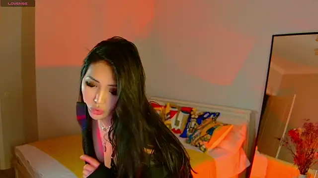 Snapshot of AsukaLin chatting on February 27, 1:28 pm AsukaLin online show from February 27, 1:28 pm