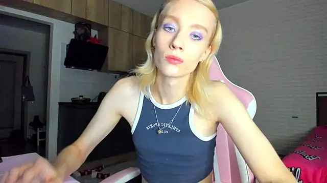 Snapshot of _Alice_Kitty chatting on January 13, 9:03 am Alice Kitty online show from January 13, 9:03 am