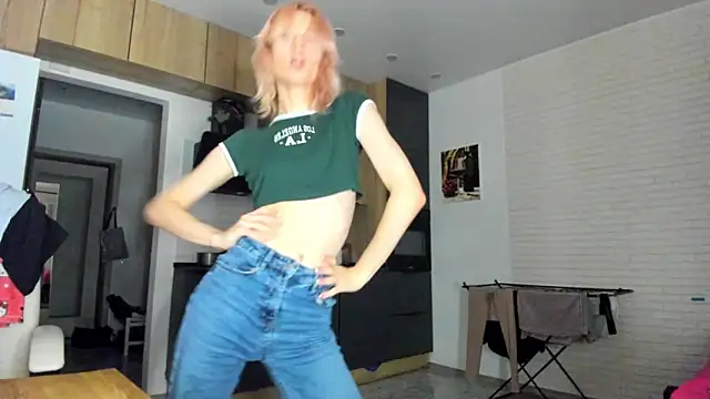 Snapshot of _Alice_Kitty chatting on February 17, 7:42 pm Alice Kitty online show from February 17, 7:42 pm