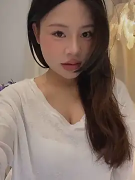 Hot Mm online show from May 2, 8:41 am
