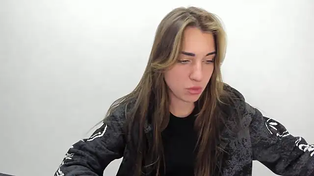 Summmmersky online show from February 9, 4:18 pm