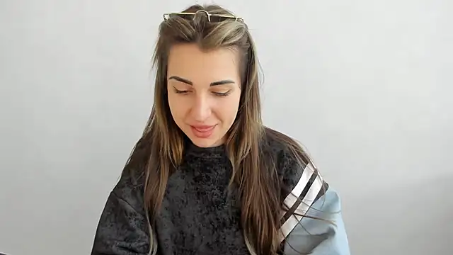 Summmmersky online show from March 8, 2:19 pm