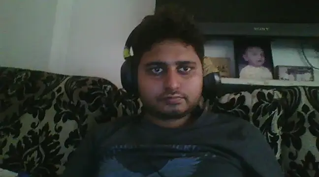 Snapshot of RyanHoran69@xh chatting on December 22, 6:17 am RyanHoran69xh online show from December 22, 6:17 am