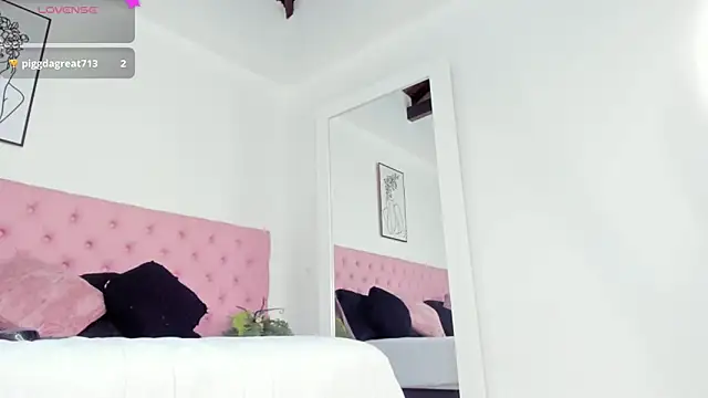 Paytonferrara online show from October 26, 5:24 am