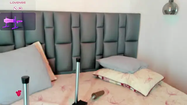 Abbyadams online show from November 20, 3:07 am