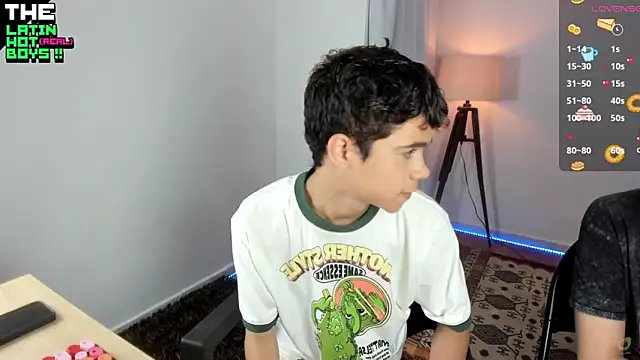 MyLatinHotBoys online show from December 21, 10:40 pm