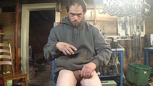 Bigoleslong98765 online show from March 24, 4:34 pm