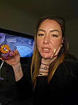 Britishbella online show from January 11, 3:13 am