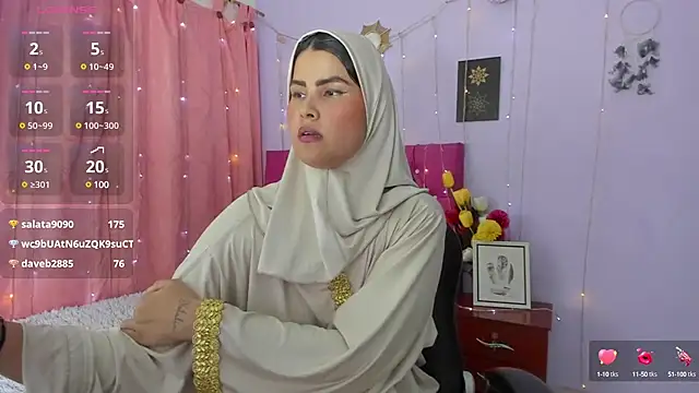 Snapshot of AishaAmin_ chatting on December 27, 3:59 pm AishaAmin online show from December 27, 3:59 pm