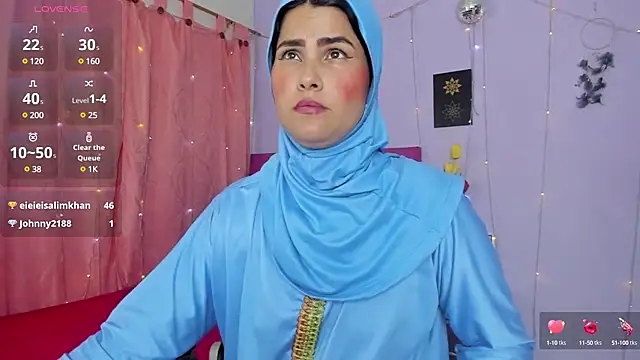 Snapshot of AishaAmin_ chatting on January 24, 3:55 pm AishaAmin online show from January 24, 3:55 pm