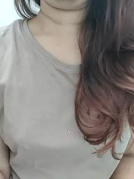 Brown Maxi online show from March 22, 2:42 pm