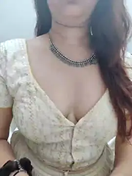 Snapshot of Brown_Maxi chatting on May 12, 2:58 pm Brown Maxi online show from May 12, 2:58 pm
