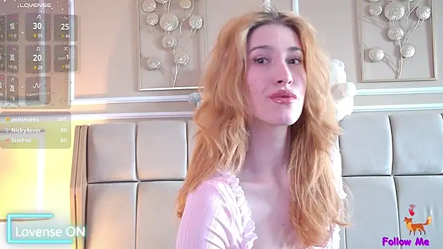 Snapshot of SerenaBennet chatting on February 6, 10:37 am SerenaBennet online show from February 6, 10:37 am