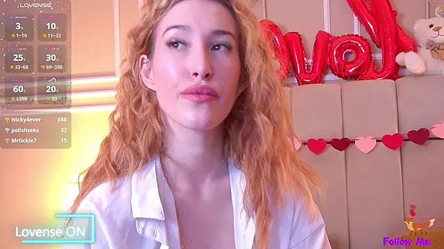 Snapshot of SerenaBennet chatting on February 14, 10:25 pm SerenaBennet online show from February 14, 10:25 pm