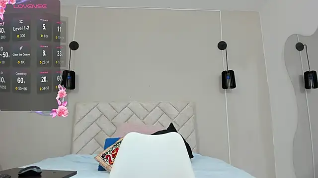 Snapshot of Lea_nahid chatting on March 5, 6:56 pm Lea nahid online show from March 5, 6:56 pm