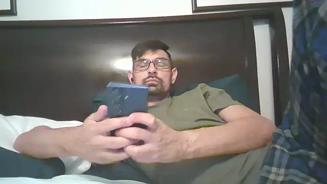 spence204011 online show from April 11, 1:54 am