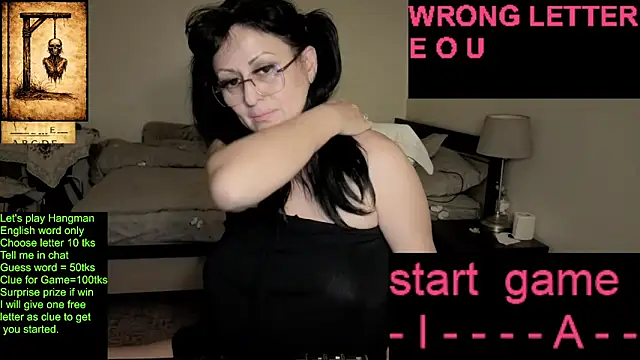 YourDreamLoverr online show from April 10, 11:53 pm