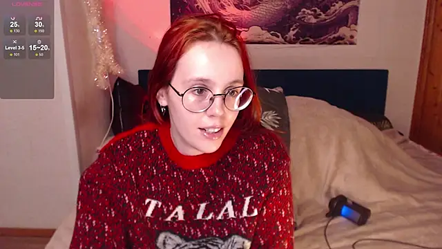 Snapshot of VanessaLincum chatting on December 17, 6:45 am VanessaLincum online show from December 17, 6:45 am